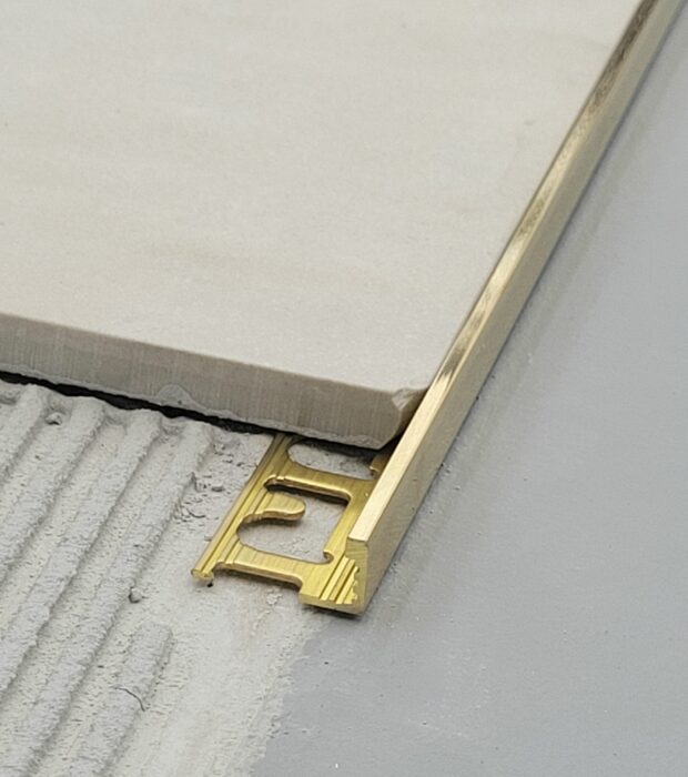 Afslutningsprofil til fliser messing poleret lige