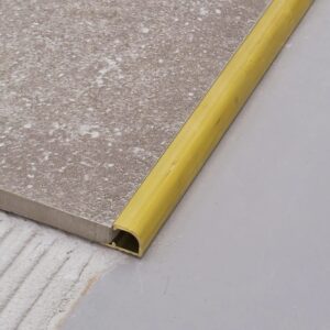 10 Mm Kvartrund Afslutning Messing Natur 270 Cm