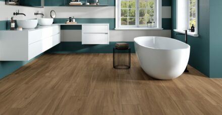 Fliser trælook badeværelse - Tundra Terra 20x120 - Saime Ceramiche - HL Keramik
