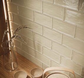 Lysebrune fliser - Rustico Latte - Ceramica Vilar Albaro - HL Keramik